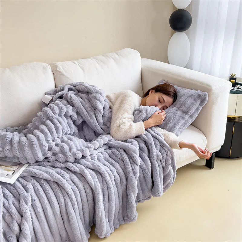 Soft Ribbed Fleece Blanket