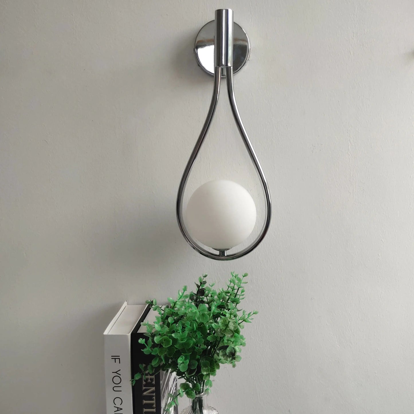 Modern Nordic wall light