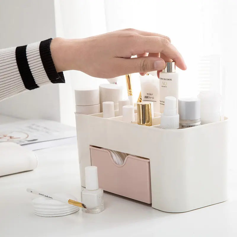 Scandinavian Beauty Organizer