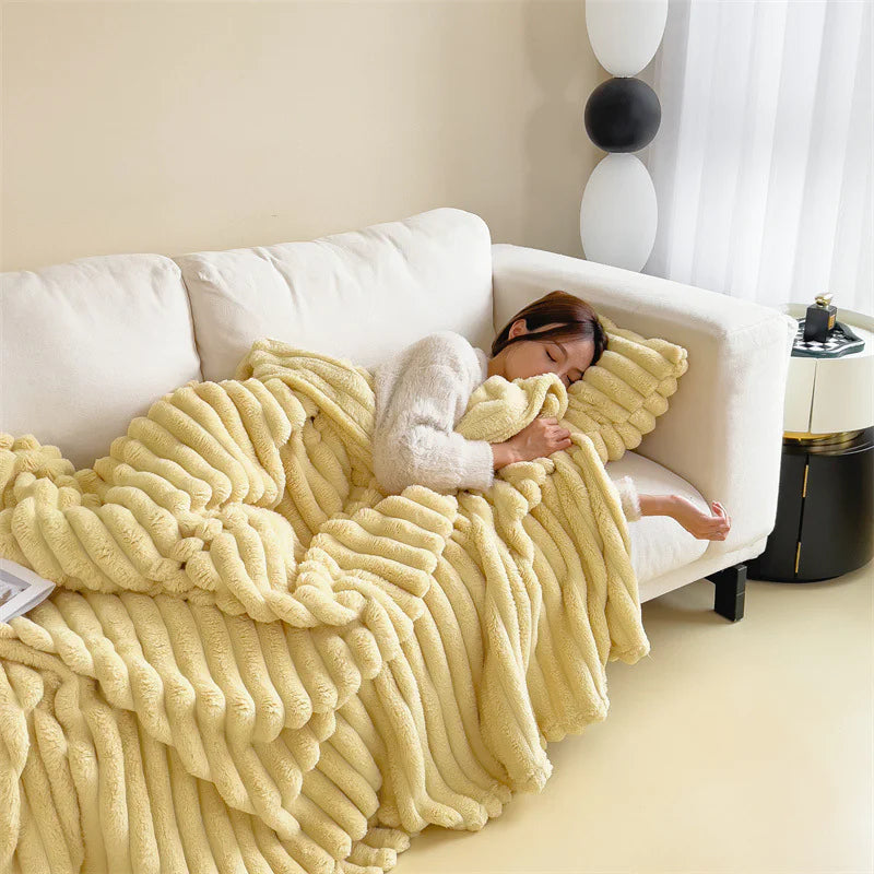 Soft Ribbed Fleece Blanket