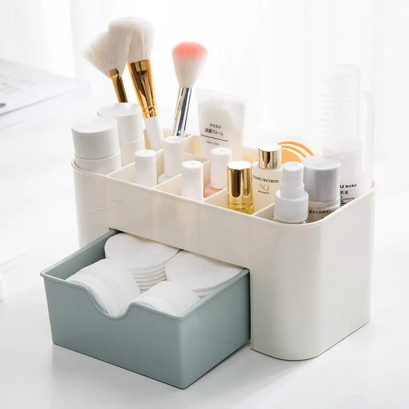 Scandinavian Beauty Organizer